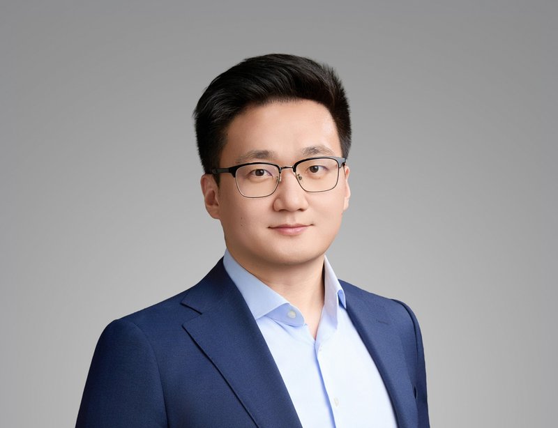 Portrait photo of Mark Ma